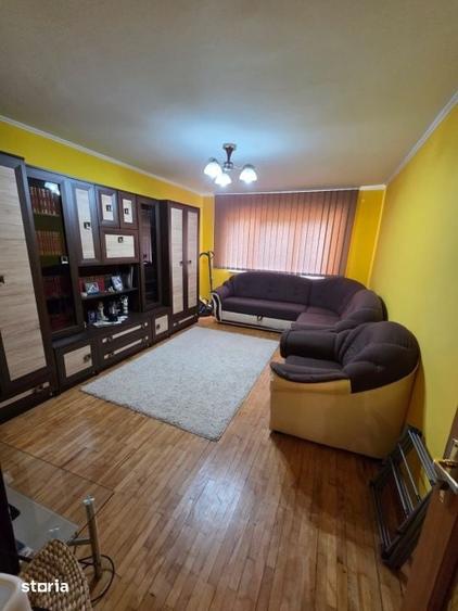 Apartament cu 2 camere decomandat în Vasile Alecsandri