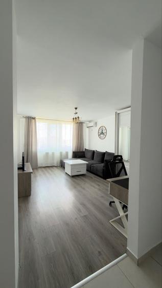 Apartament cu 2 camere decomandat în Păcii