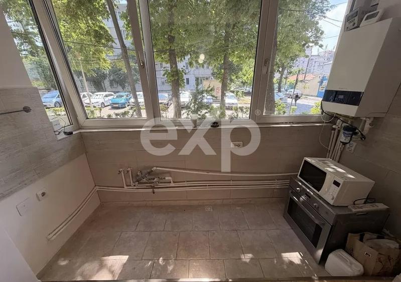 Apartament cu 2 camere decomandat în Tomis I