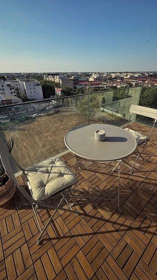 Apartament cu 2 camere decomandat în Băneasa