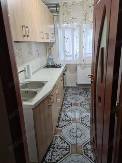 Apartament cu 2 camere decomandat în Micro 6