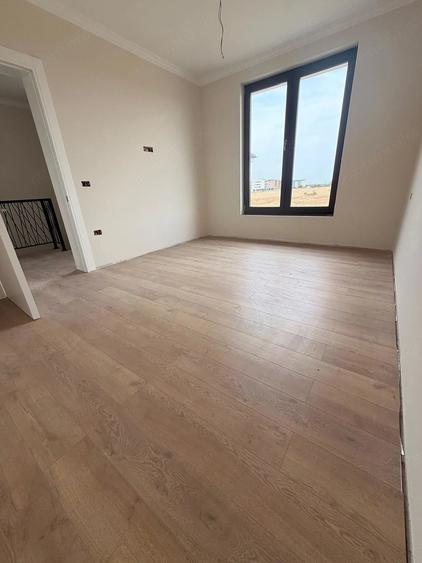 Duplex cu 3 camere POD pe toata supprafata la doar cateva minute de magazinul PENNY GIROC - 2