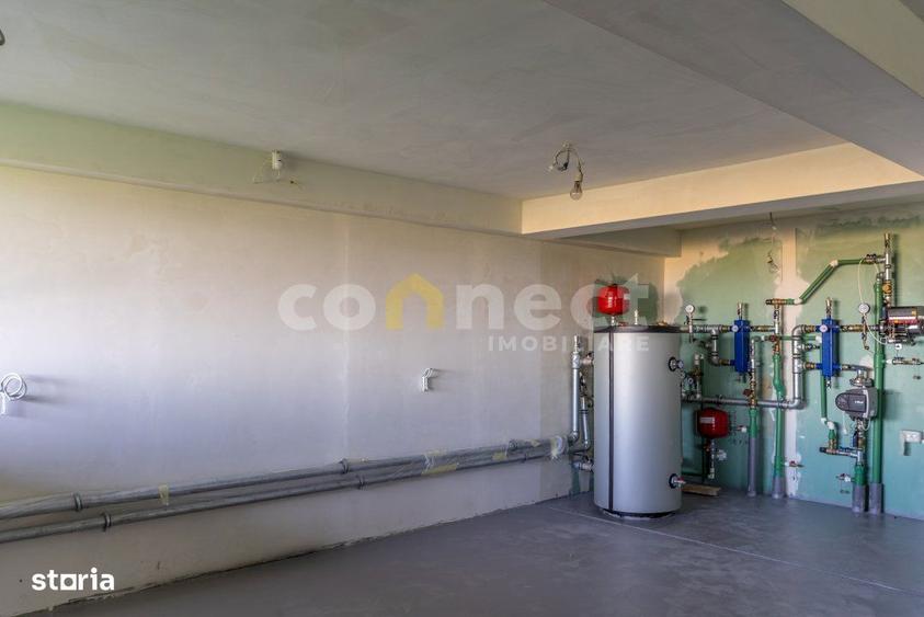 Casă cu 5 camere decomandat cu Teren 1900 Mp în Borhanci
