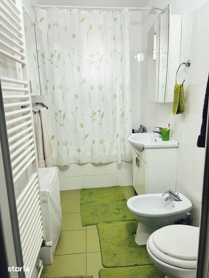 Casă cu 5 camere cu Teren 920 Mp în Central