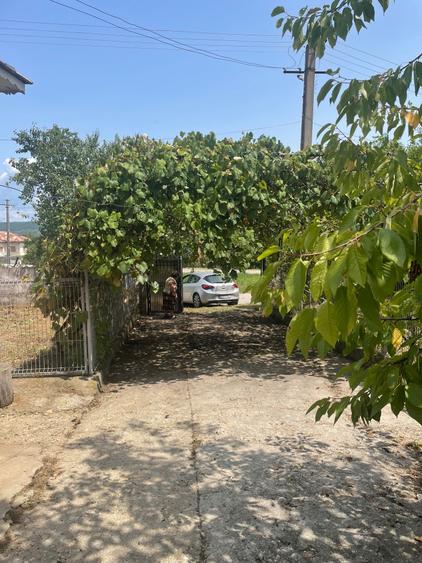 Casă cu 4 camere în Gănești