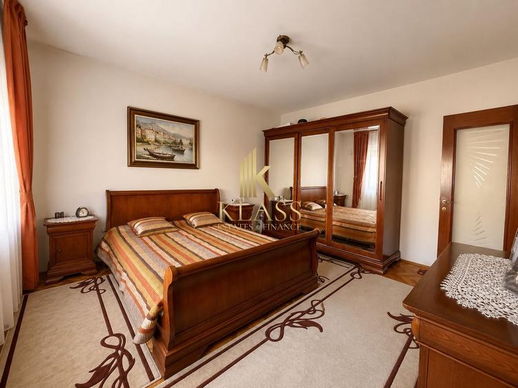 Duplex cu 5 camere cu Canalizare în Voluntari
