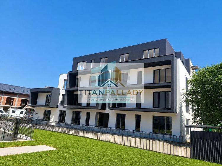 Apartament cu 4 camere decomandat în Titan