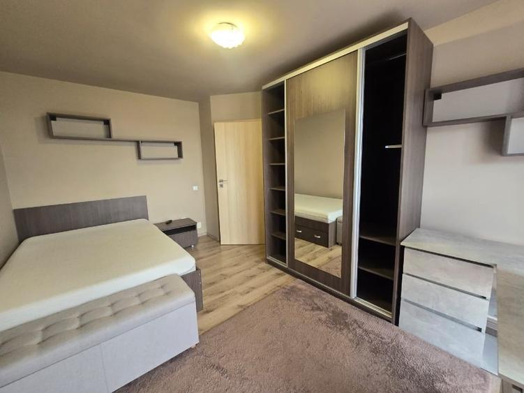 Duplex cu 3 camere cu Canalizare în Florești