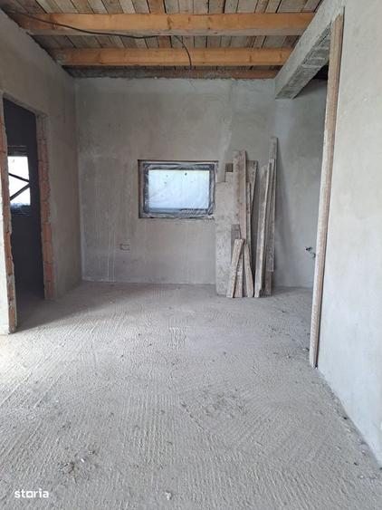 Casă cu 2 camere cu Teren 415 Mp în Oncea