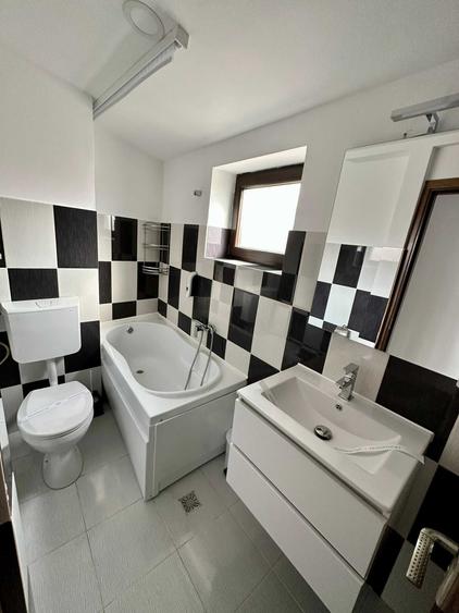 Apartament cu 2 camere decomandat în Giurgiului