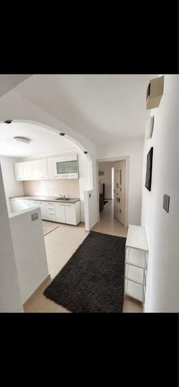 Apartament cu 2 camere semidecomandat în Exterior Vest