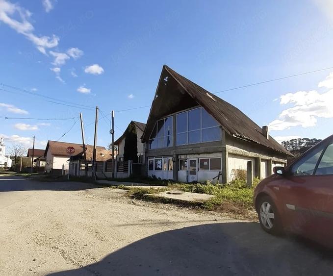 Casă cu Teren 500 Mp în Central