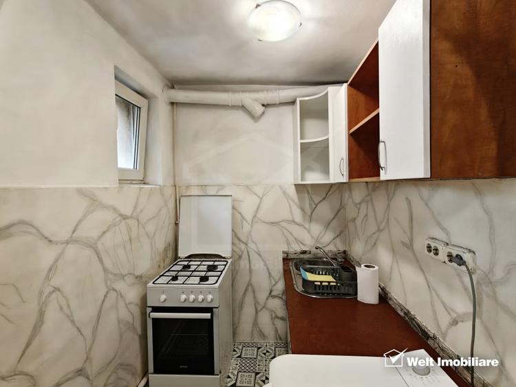 Apartament cu 3 camere semidecomandat, mobilat în Gheorgheni