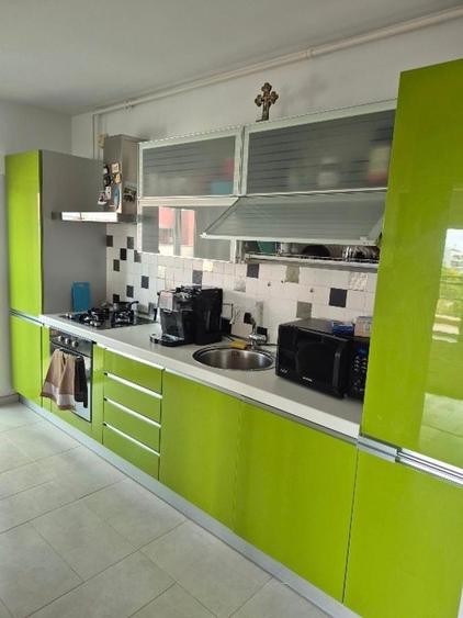 Apartament cu 2 camere decomandat în Drumul Taberei