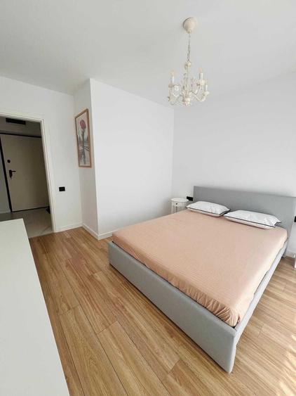 Apartament cu 2 camere decomandat, mobilat în Central