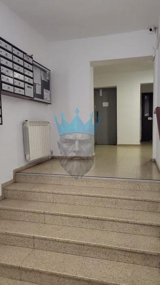 Apartament cu 2 camere decomandat, mobilat în Calea Călărașilor