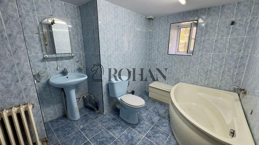 Casă individuală cu 4 camere cu Canalizare în Bărăbanț