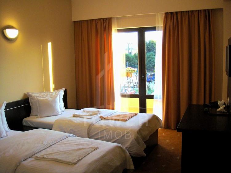 Hotel/Pensiune, de 1,340 mp, în Central