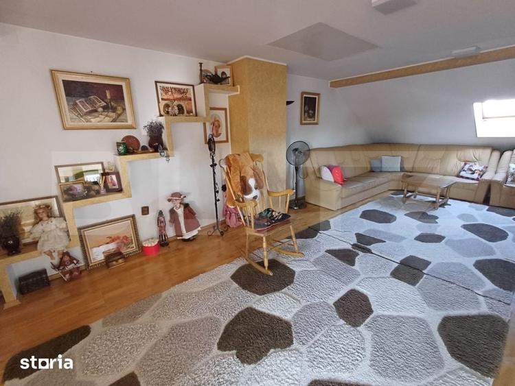 Casă cu 5 camere cu Teren 400 Mp în Obcini