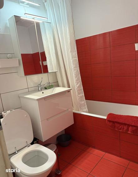 Apartament cu 2 camere semidecomandat, mobilat în Tineretului