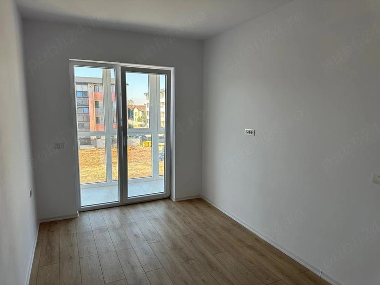 Apartament cu 2 camere decomandat în Giroc