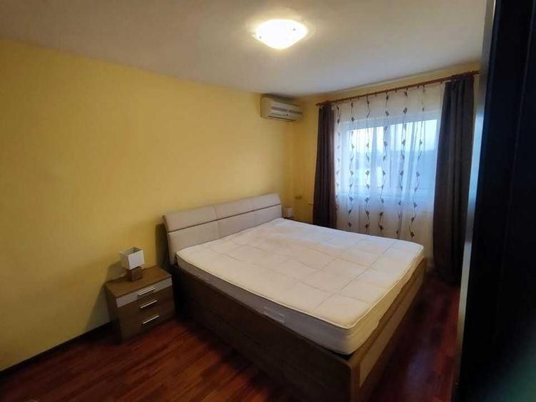 Apartament cu 2 camere decomandat în Lipovei