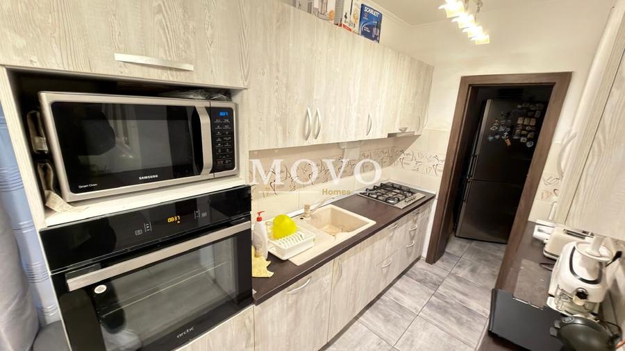 Duplex cu 5 camere cu Canalizare în Dumbrăvița