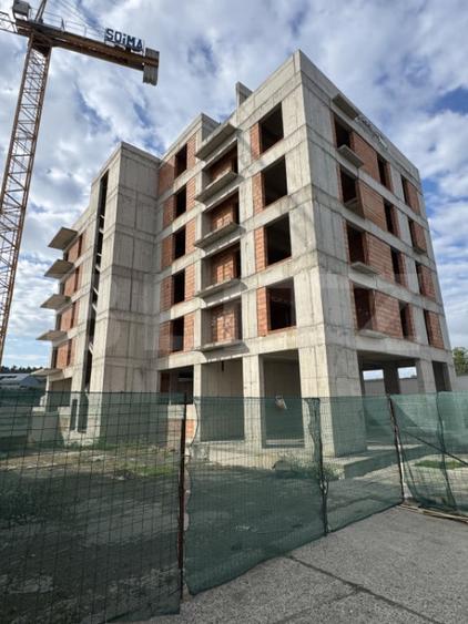 Apartament cu 2 camere decomandat în Mureșeni