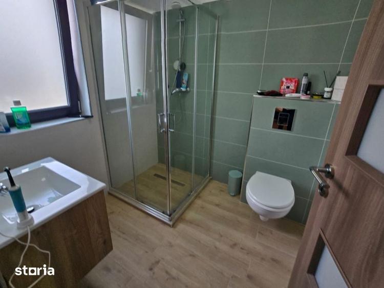 Casă cu 4 camere cu Teren 336 Mp în Ștefănești