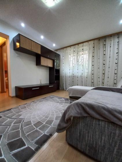 Apartament cu 2 camere decomandat în Brâncoveanu