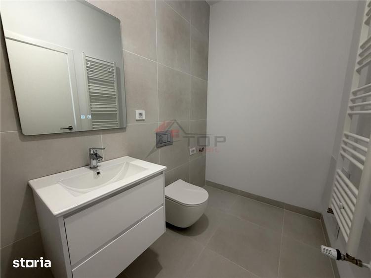 Apartament cu 2 camere în Baza 3