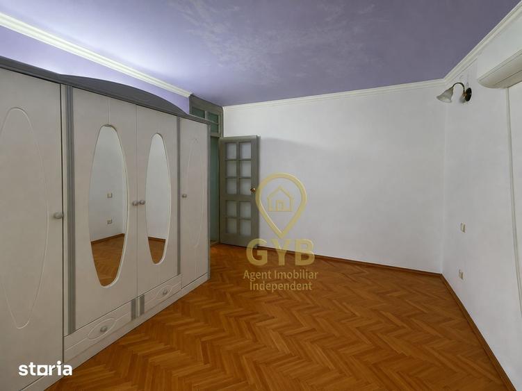 Apartament cu 3 camere decomandat în Decebal