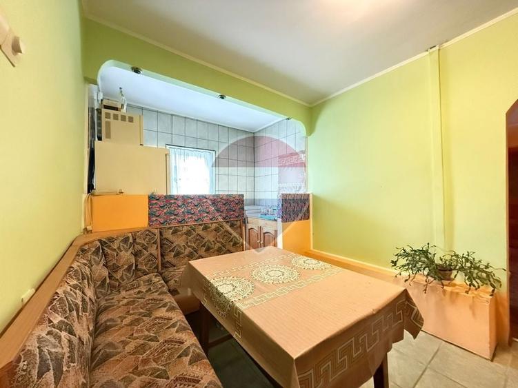Apartament cu 2 camere semidecomandat, mobilat în Nord-Est