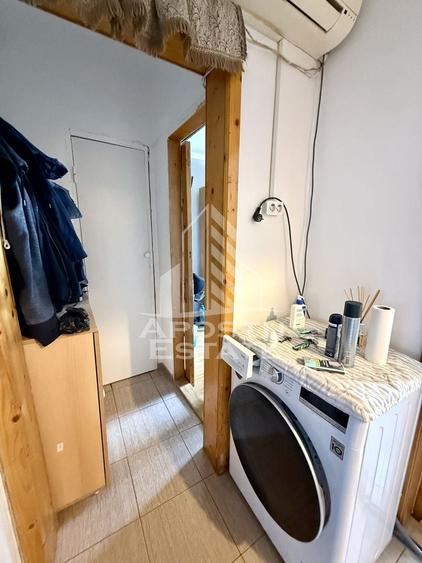 Apartament cu 2 camere, etajul 3, zona Steaua - 3