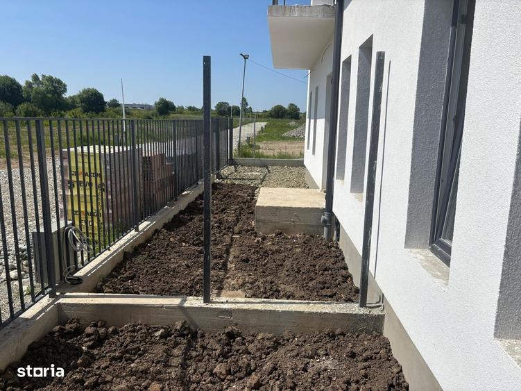 Casă cu 4 camere cu Teren 260 Mp în Mohu