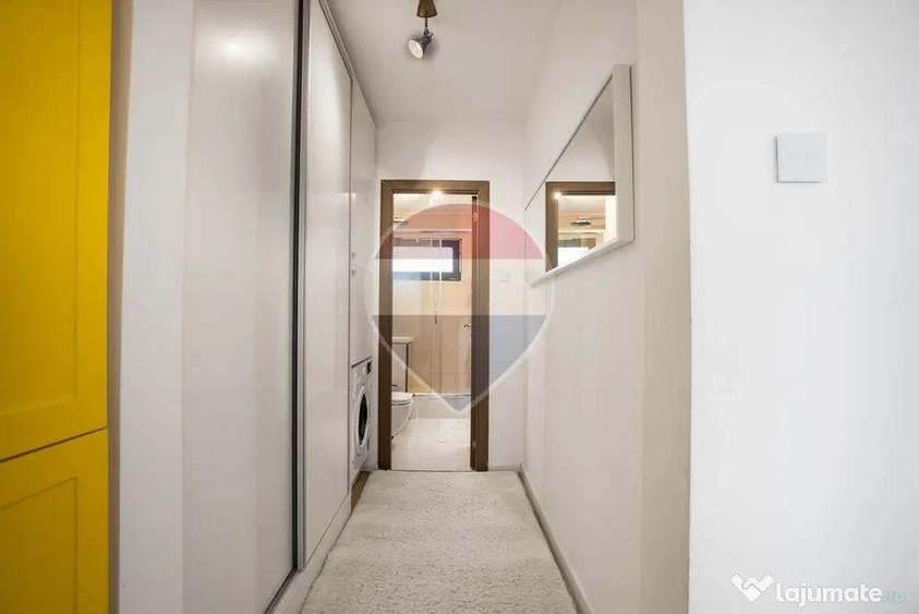 Apartament cu 3 camere semidecomandat în Noua