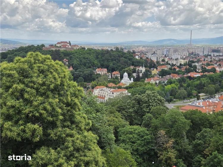 Apartament cu 3 camere, mobilat în Schei