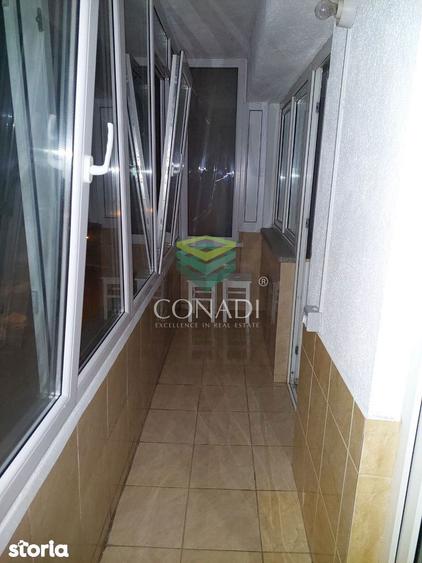 Apartament cu 3 camere decomandat, mobilat în Centrul Civic