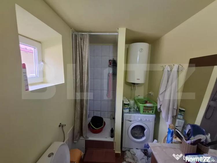 Casă cu 2 camere cu Teren 2880 Mp în Gelu