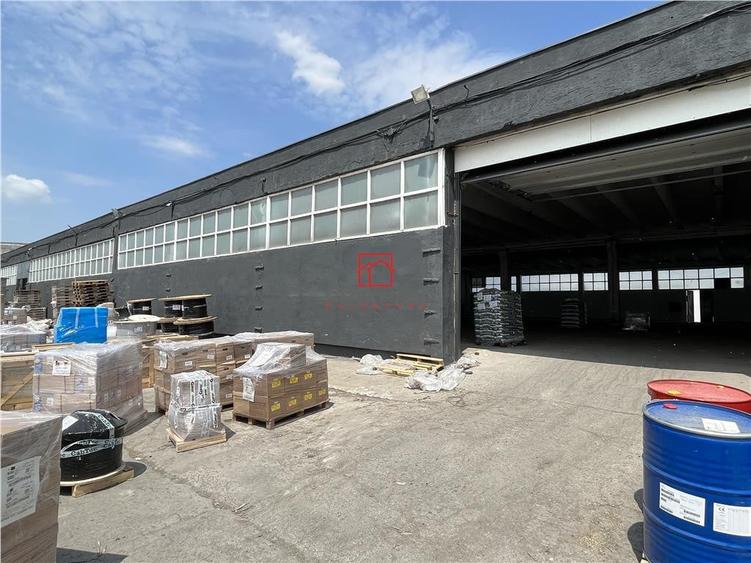 Spațiu comercial, de 1,300 mp, în Central