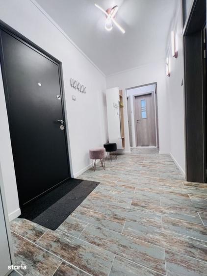 Apartament cu 2 camere decomandat în Lacul Tei