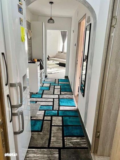 Apartament cu 3 camere în Micălaca