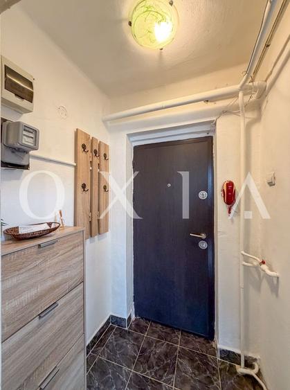 Apartament cu 2 camere semidecomandat, mobilat în Semicentral