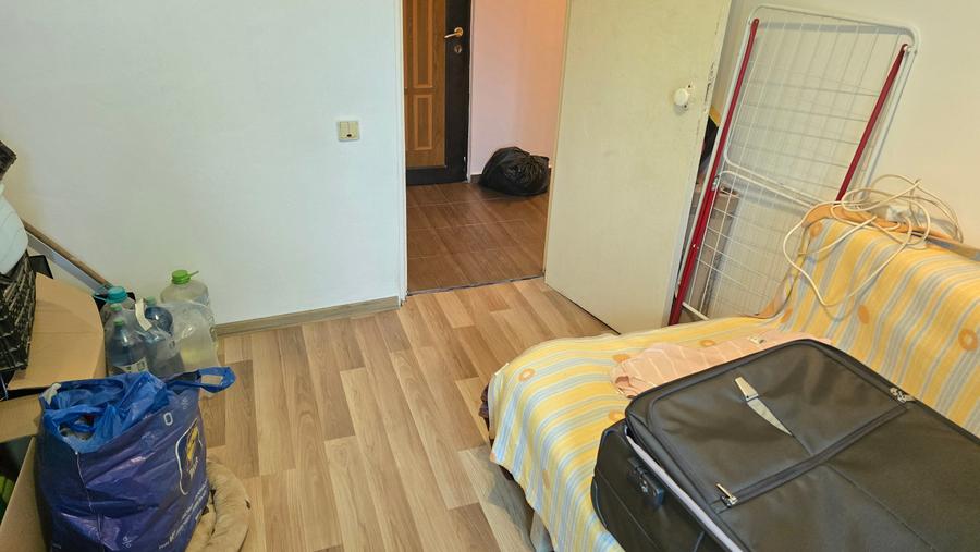 Apartament cu 3 camere în Micro 15