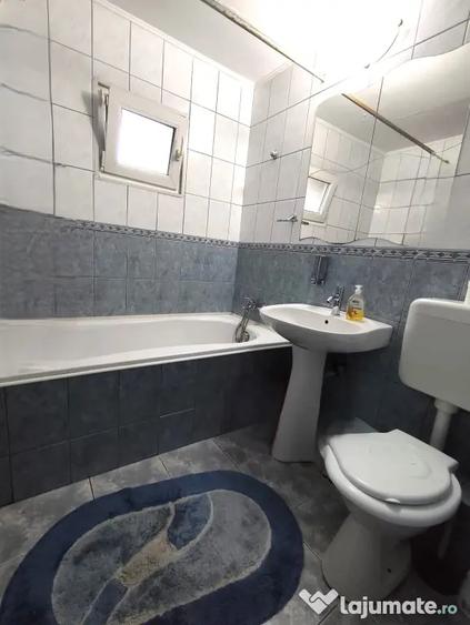 Casă cu 3 camere în Rahova