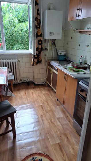Inchiriez apartament cu 2 camere, Deva, Aleea Pacii, et3 - 1