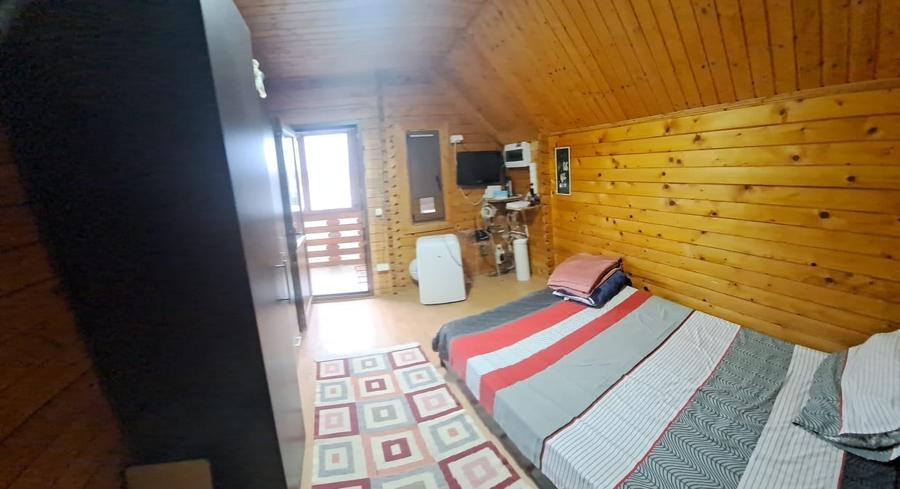 Casă individuală cu 4 camere cu Canalizare în Ilganii de Jos