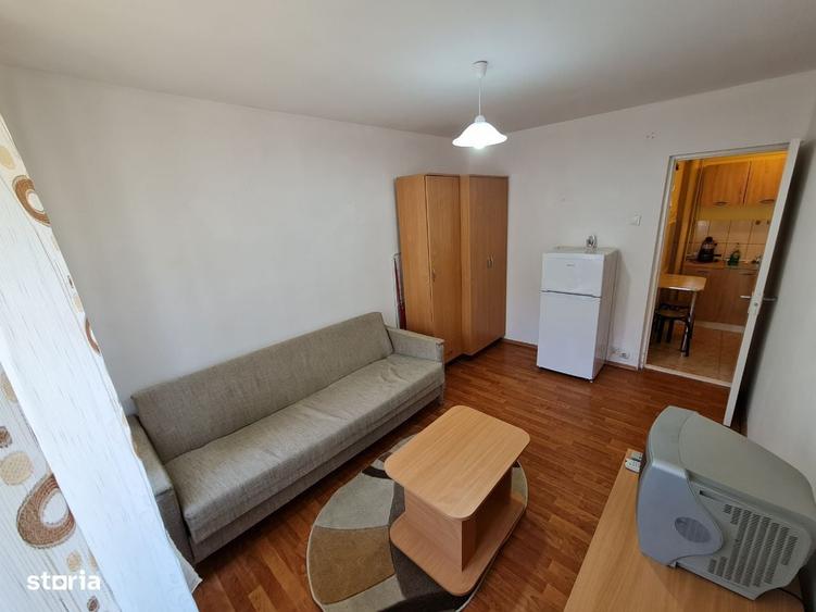 Inchiriez Garsoniera Zona Intim Podgoria Spitalul Judetean,Etaj 2. - 5