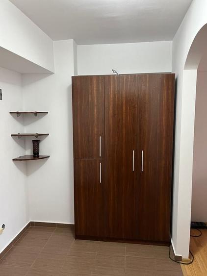 Garsonieră decomandată în Găvana