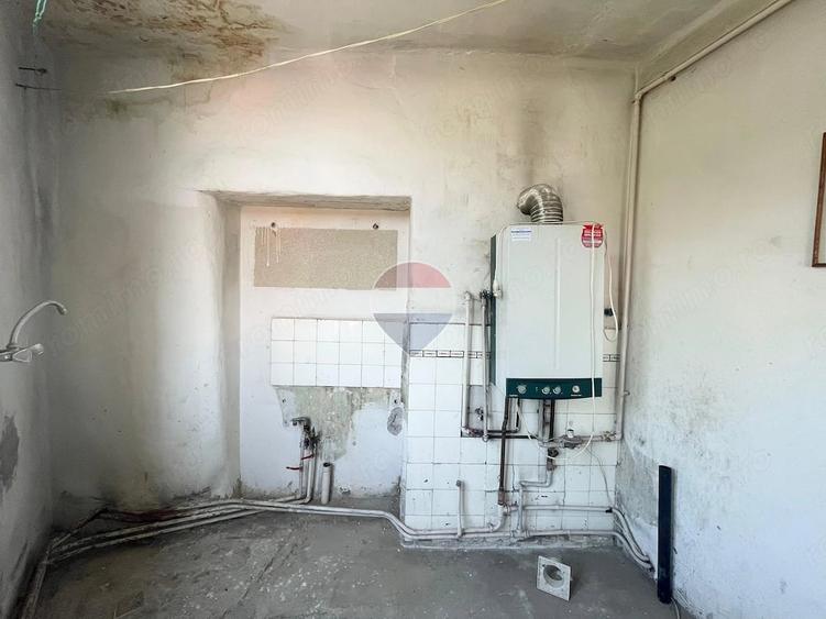 Casa cu 3 camere de vanzare in zona centrala comison 0% + garaj - 7